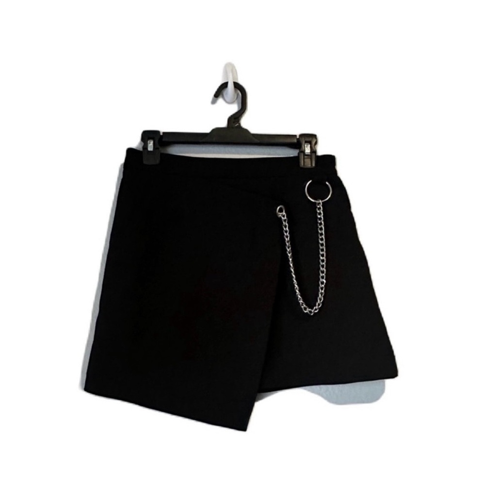 Forever 21 Black Silver Chain Mini Skirt